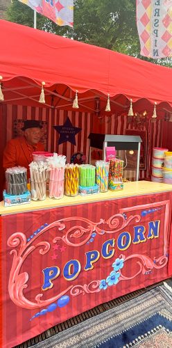 Popcorn kraam op festival