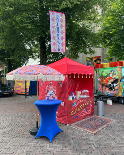 Suikerspin kraam huren voor festivals en dorpsfeesten
