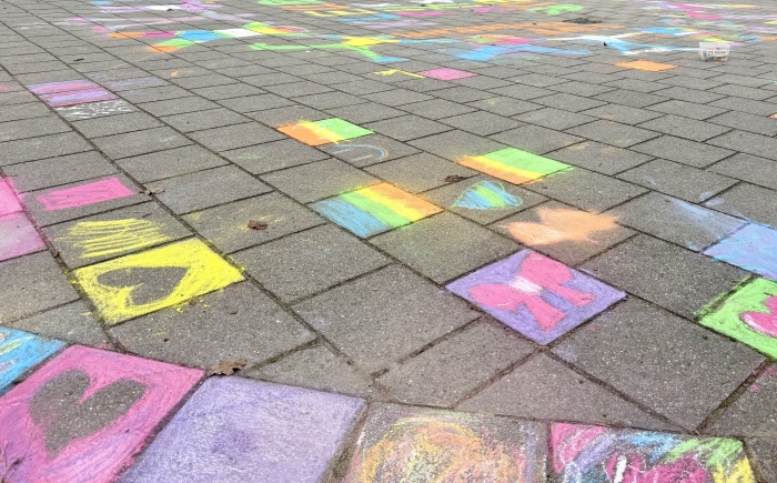 Stoepkrijt Workshop voor Evenementen en Winkelcentra creatieve activiteit Stoepkrijt straat voor Evenementen en Winkelcentra