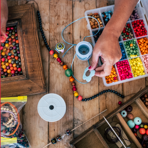 Maak je eigen vriendschapsarmbandjes tijdens deze leuke kinder workshop!
