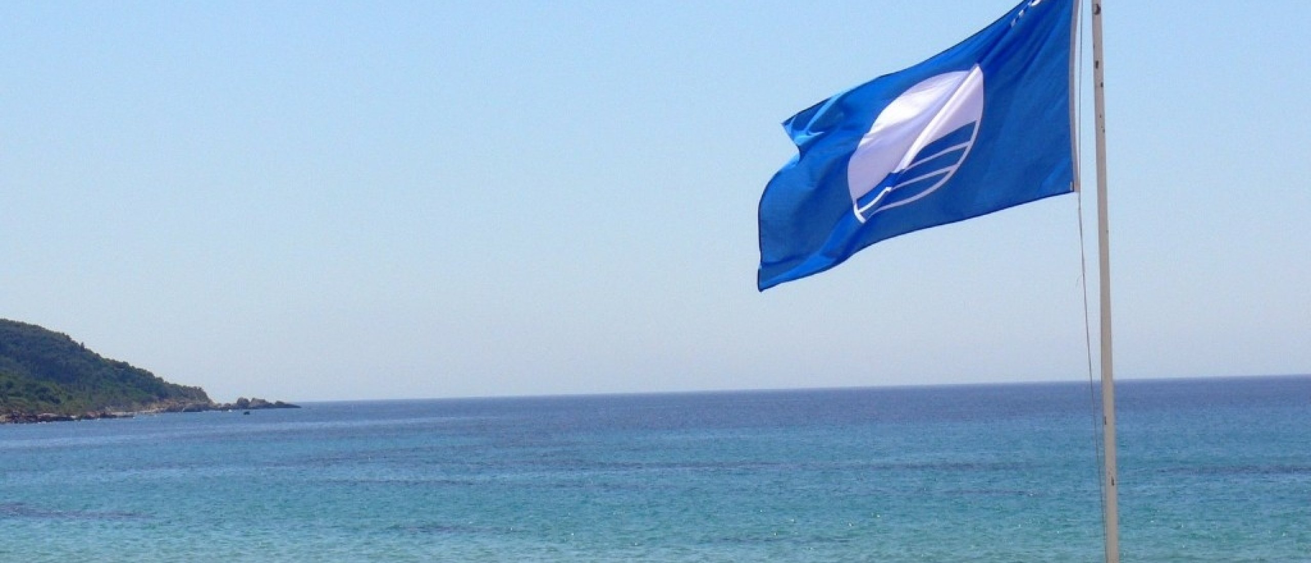 Wereldleider Spanje met 729 blauwe vlaggen