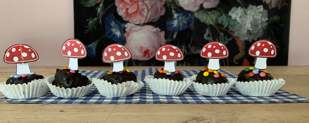Herfst cupcakes maken, paddenstoelen cupcakes