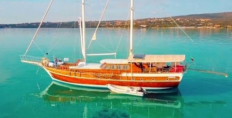 Luxe gulet Victoria vaart in Italie in het gebied Sardinie en Corsica