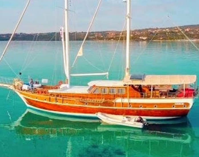 Luxe gulet Victoria vaart in Italie in het gebied Sardinie en Corsica