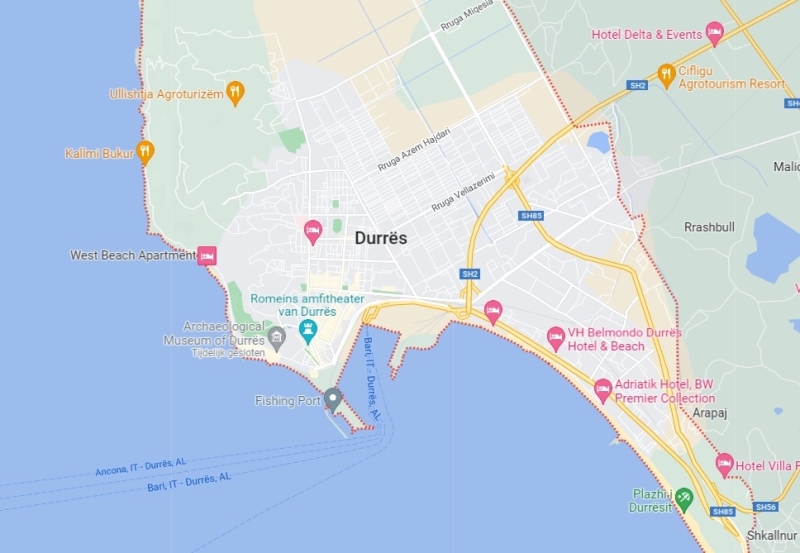 De kaart (Map) van Durrës is groot. Je moet dan ook altijd begrijpen welke gedeelten je beter kunt vermijden.