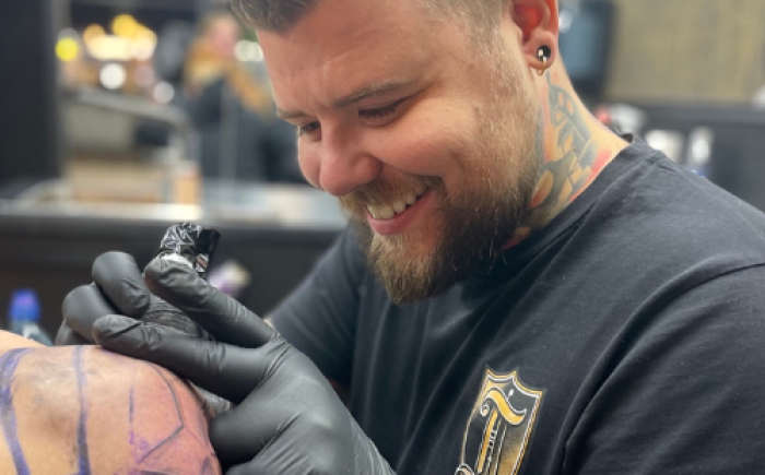 Hoe kies ik de juiste tattoo artiest