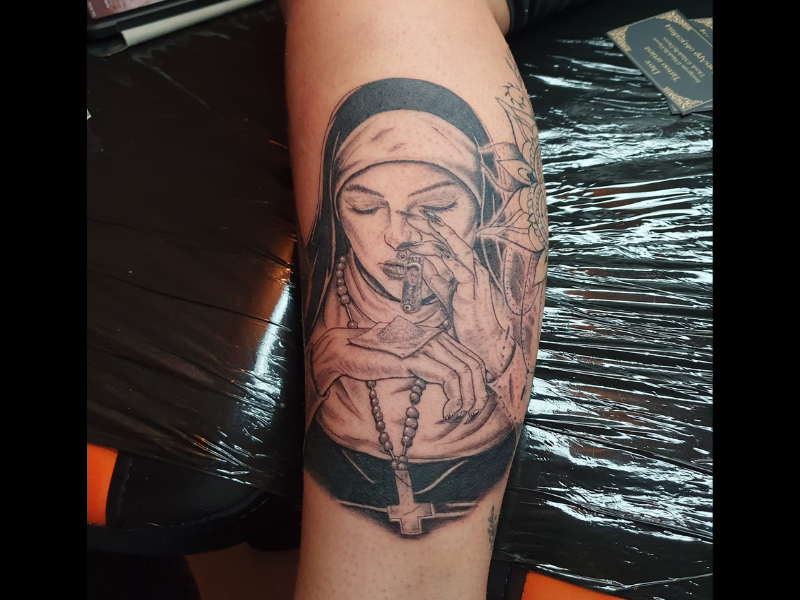 Realisme portret tattoo van non