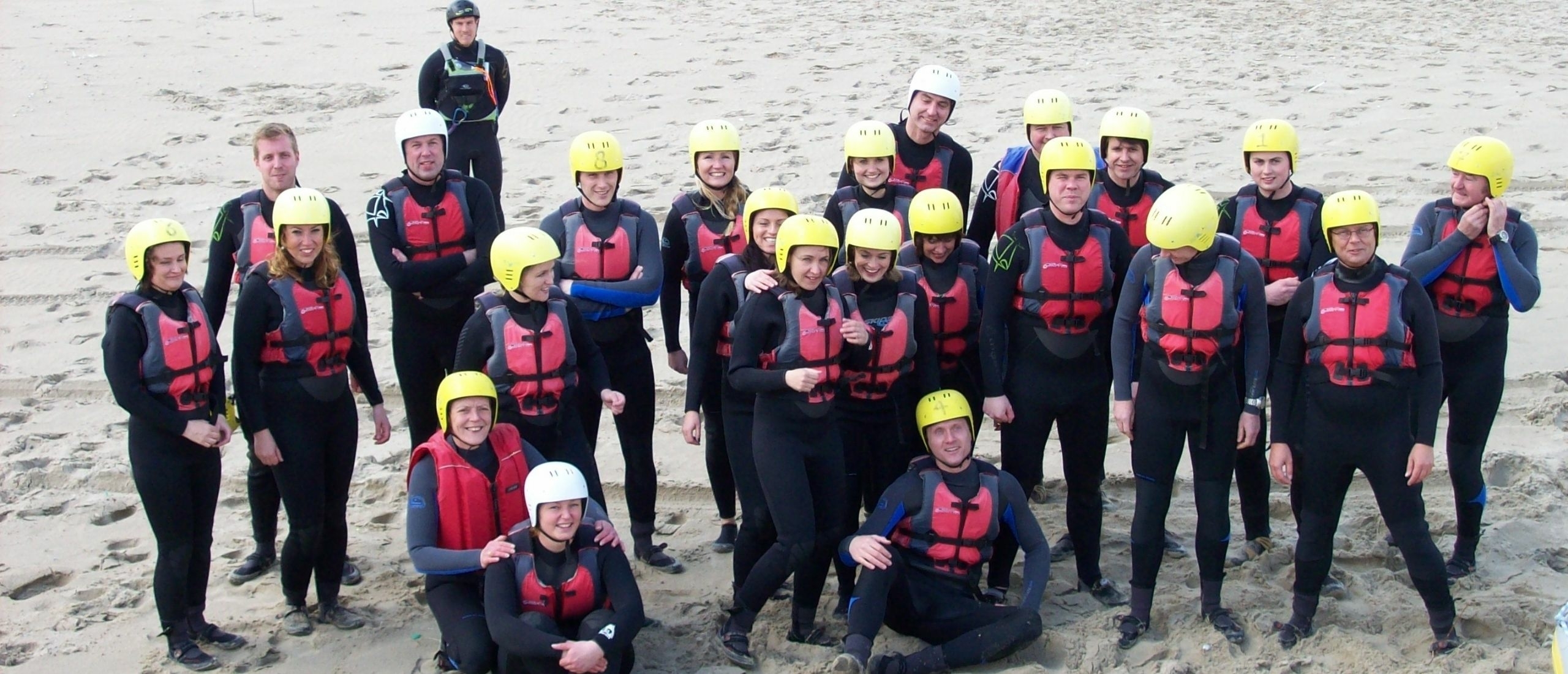 Groepsactiviteit op het strand van Texel