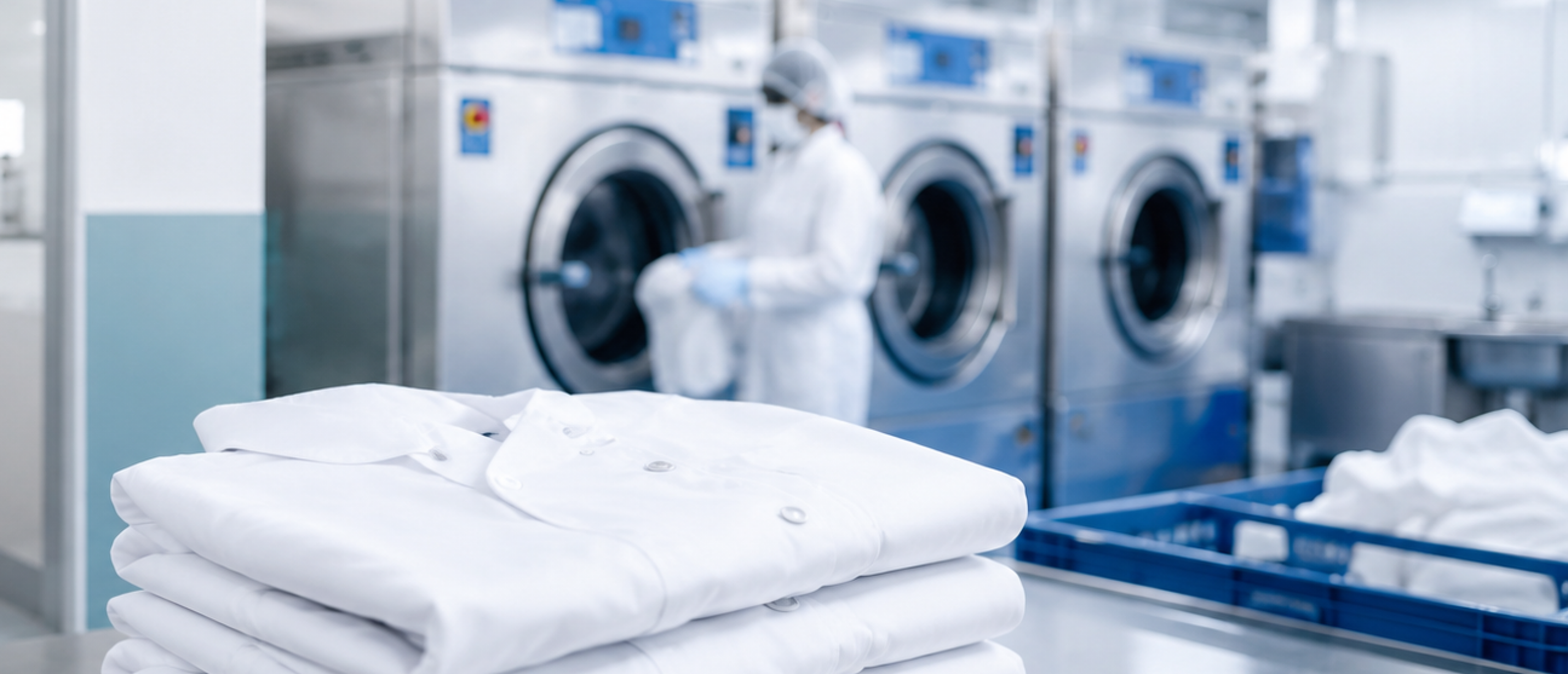 Foodkleding wassen: waarom thuis wassen niet volstaat
