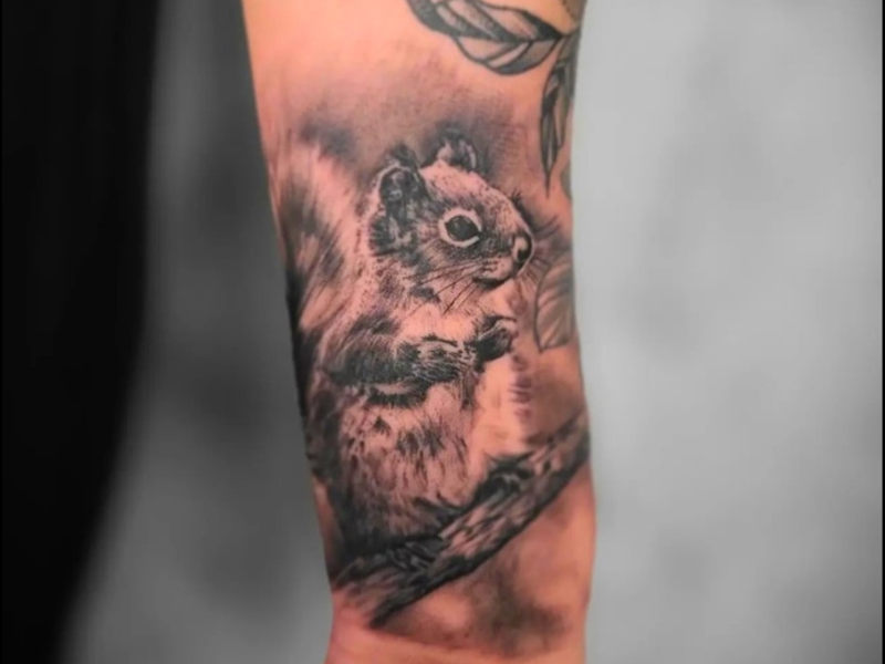 Realisme tattoo eekhoorn