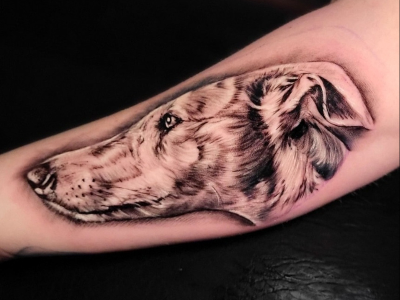 honden tattoo realistisch