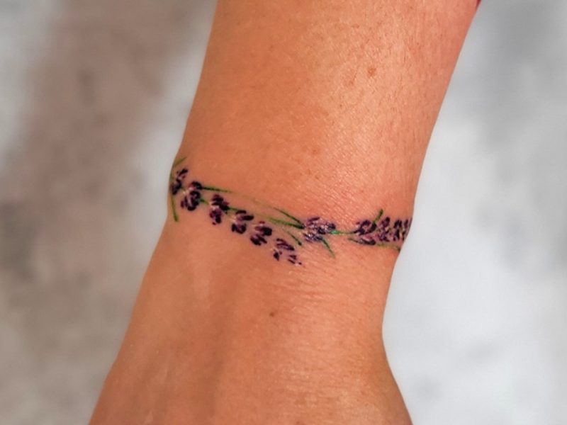 Lavendel tattoo kleur bloemen tattoo
