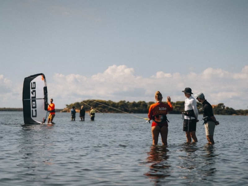 Kitesurf lesson in shallow flatwater Lo Stagnone Sicily