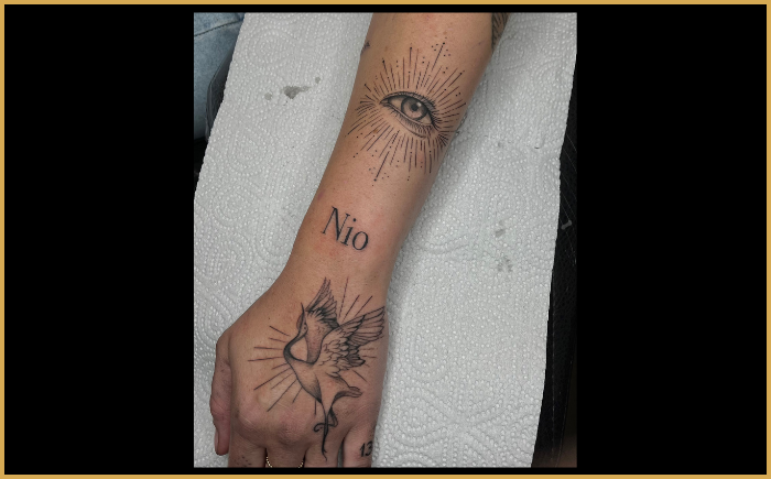 blackwork fine line tattoo dordrecht