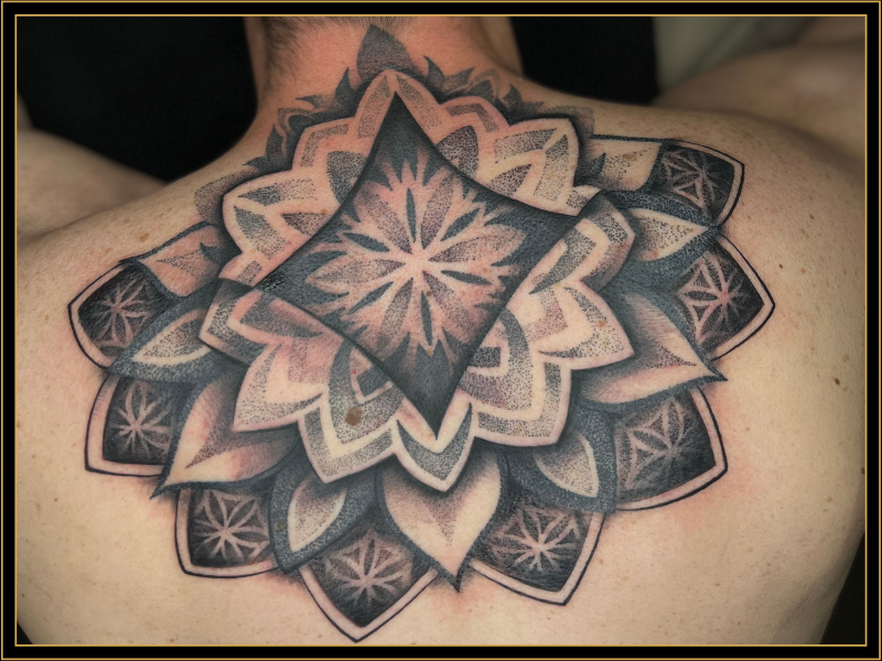 mandala tattoo dordrecht