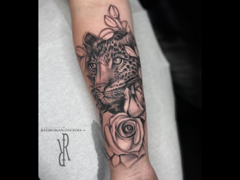 black and grey tattoo panter