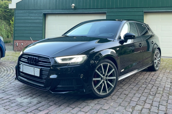 Audi S3 exterieur detailing in Alkmaar – lak gecorrigeerd en beschermd met glascoating voor langdurige glans en bescherming. Uitgevoerd door The Polish Company, specialist in auto detailing & lakbescherming Noord-Holland