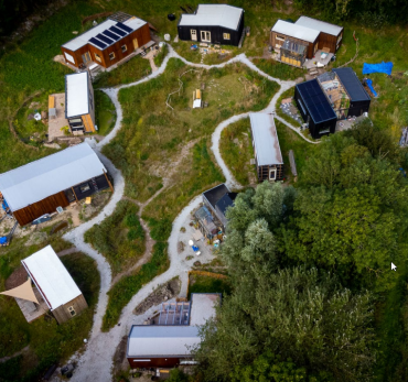 LiberTerra Geestmerambacht ecologische Tiny Houses met zelfbouwpakket