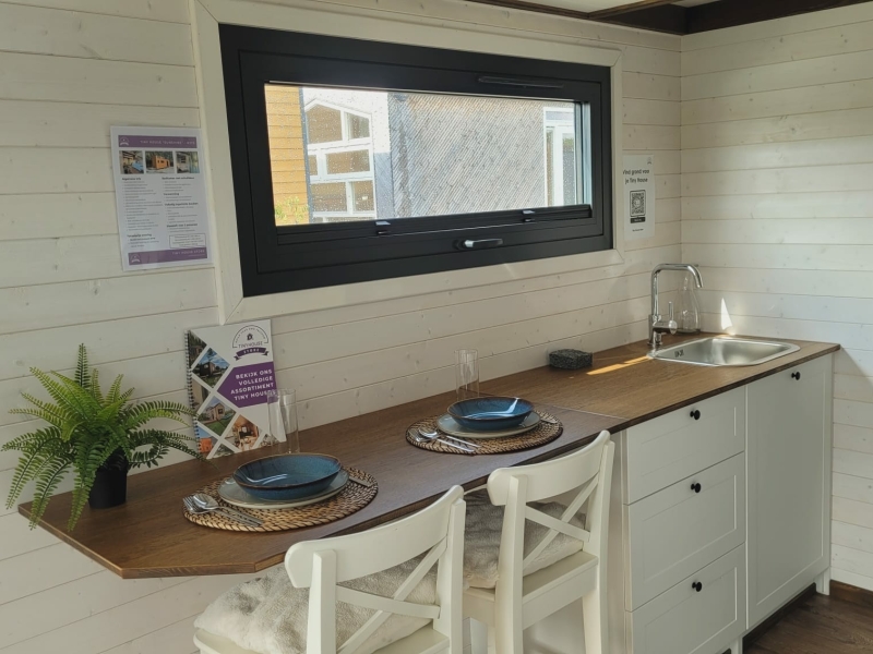 Tiny House Sunshine 373 - opklaptafel