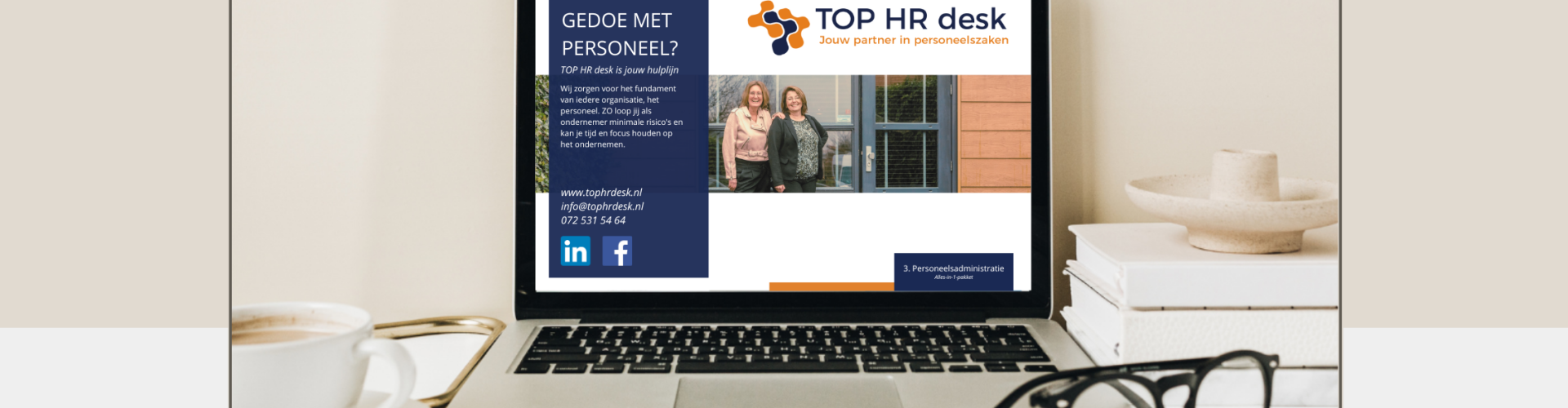 TOP HR DESK Laptop