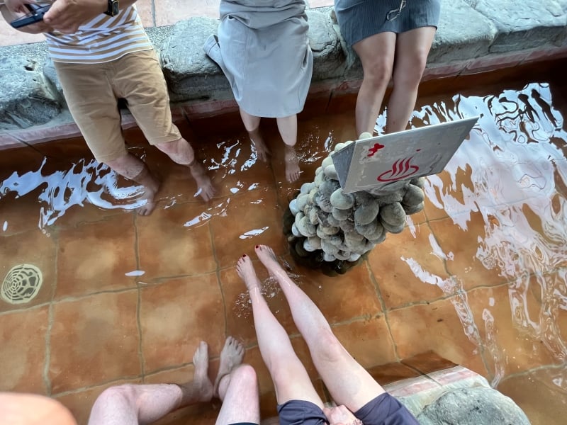 Komt tot rust in deze hot spring in Taiwan tijdens de rondreis door het mooie eiland.