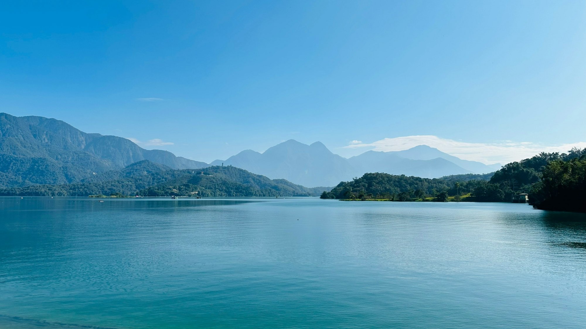 Waarom moet ik reizen naar Taiwan en Sun Moon Lake zien?