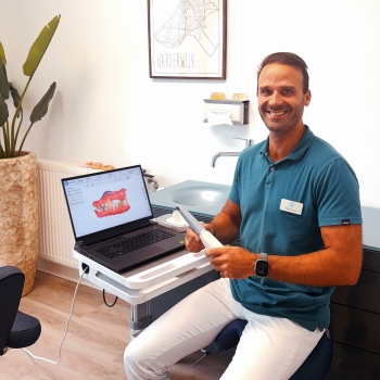 Kunstgebit zonder happen Putten