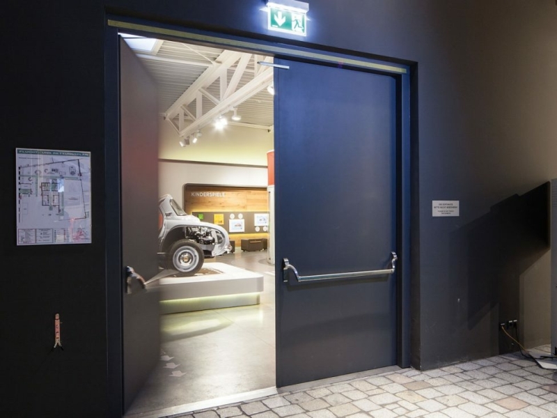 geluid en brandwerende deur museum