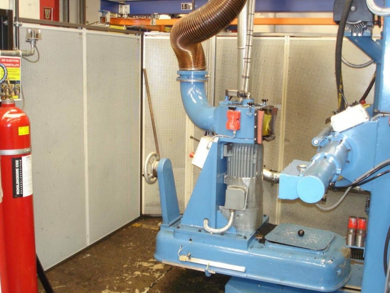 geluidsabsorberend scherm bij fraismachine