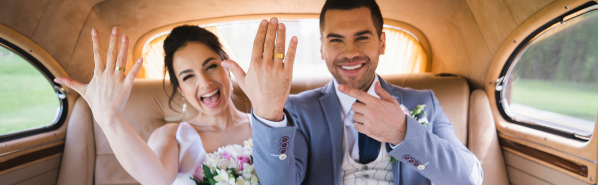 Trouwauto huren Helmond - Sportauto & Oldtimer Trouwvervoer foto 1