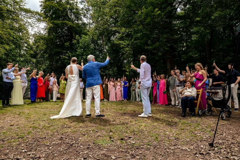 Trouwfotograaf spirituele bruiloft proost