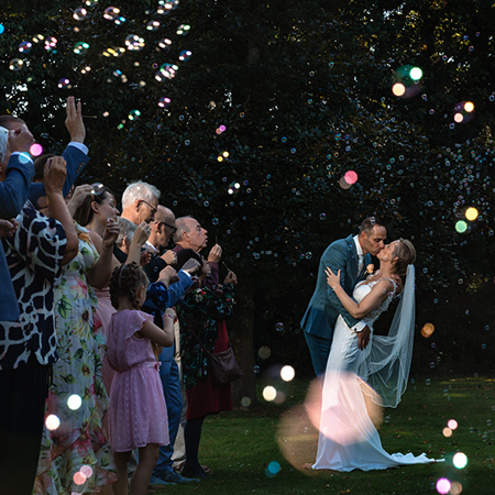 Erehaag trouwfotograaf bellenblaas