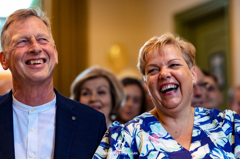 Dudok in het Park Rotterdam ouders bij de ceremonie