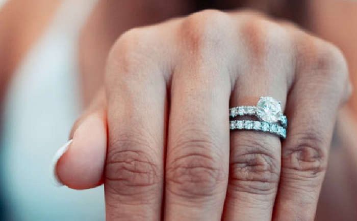 trouwring diamant, trouwringen diamanten en diamanten trouwring.