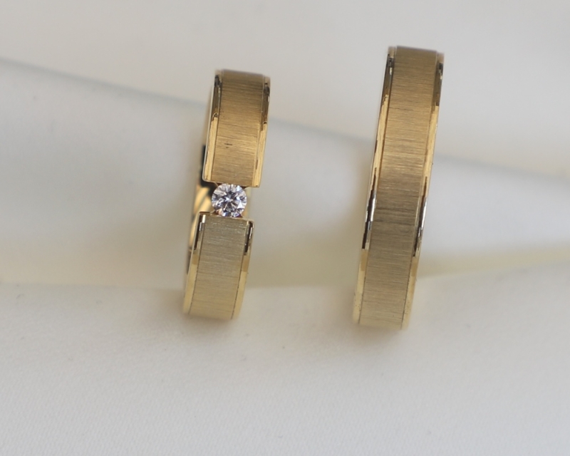 Trouwringen in geelgoud warm, tijdloos en vol betekenis