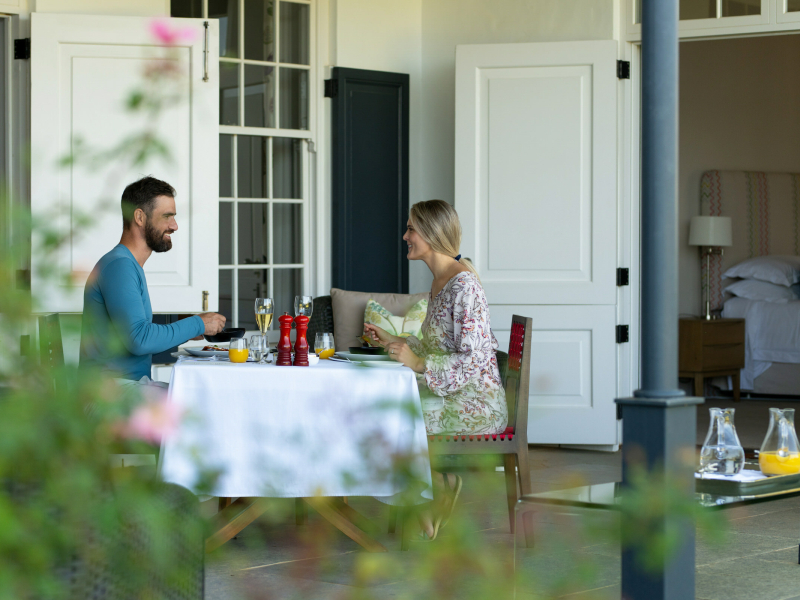 brookdale_estate_paarl_garden_breakfast