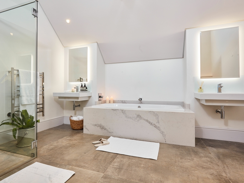 brookdale_estate_paarl_manor_house_bathroom_suite