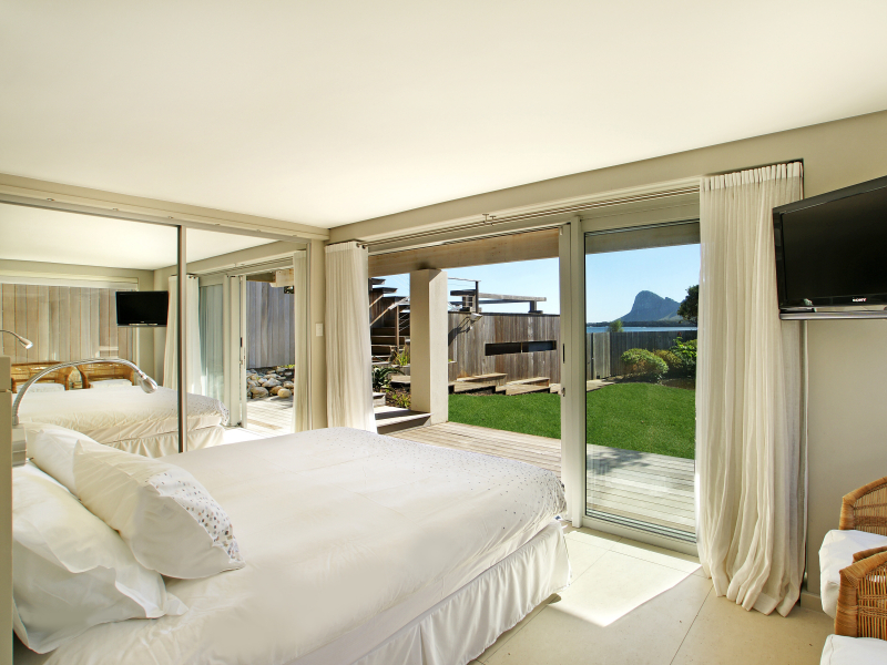 pringle_bay_villa_overberg_bedroom