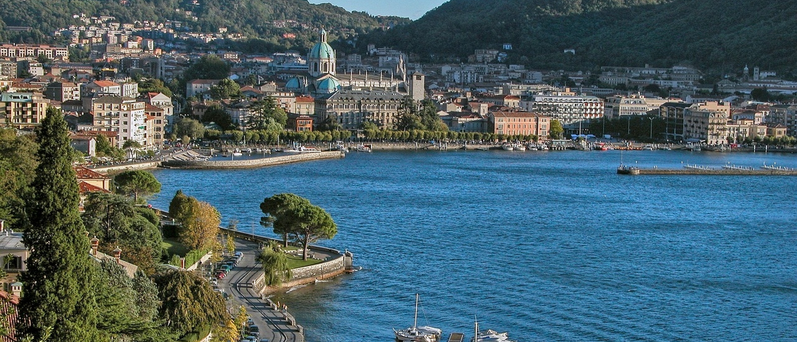 De top 5 van de beste reisgidsen over de Italiaanse meren 2024