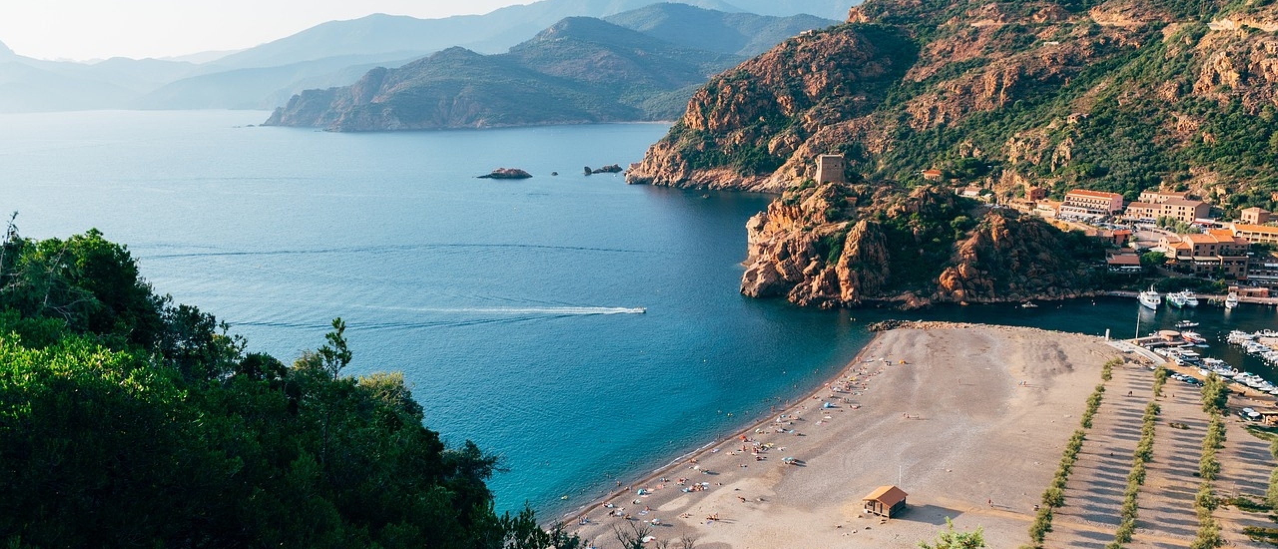 De top 7 van de mooiste eilanden in de Middellandse Zee 2024