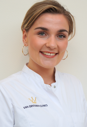 Sara van Velzen huidtherapeut bij Van Dinteren Clinics