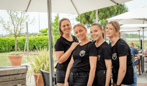 Luxe eten in Nieuw vennep Lisserbroek Lisse en Hoofdorp. Ga naar Venneper Lodge.
