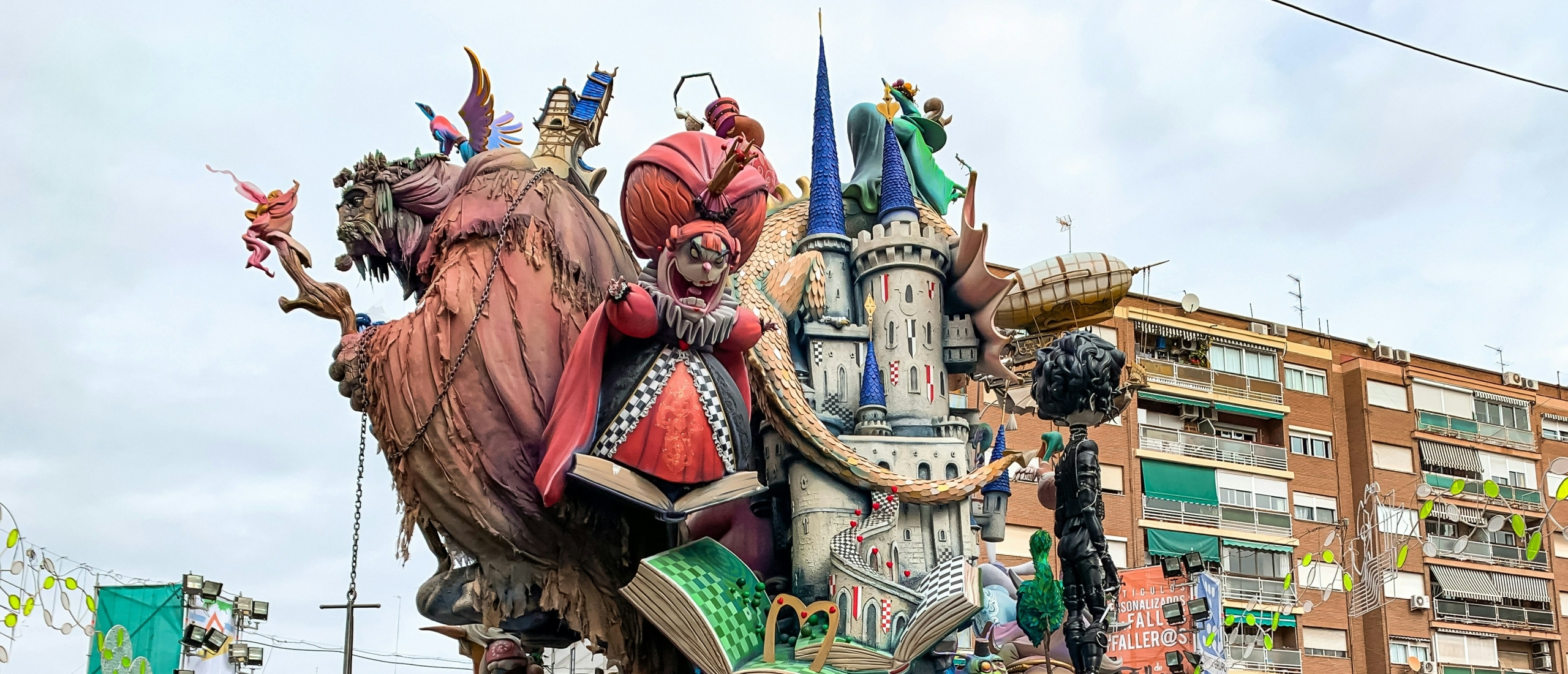 Ontdek Las Fallas: Het Vurige Culturele Spektakel van Valencia