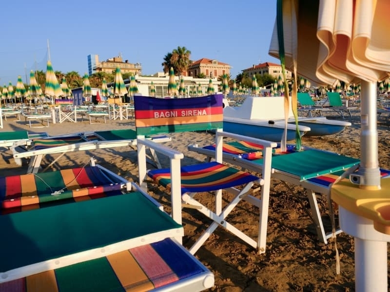 Bezoek het strand - Camping Vista Fermo