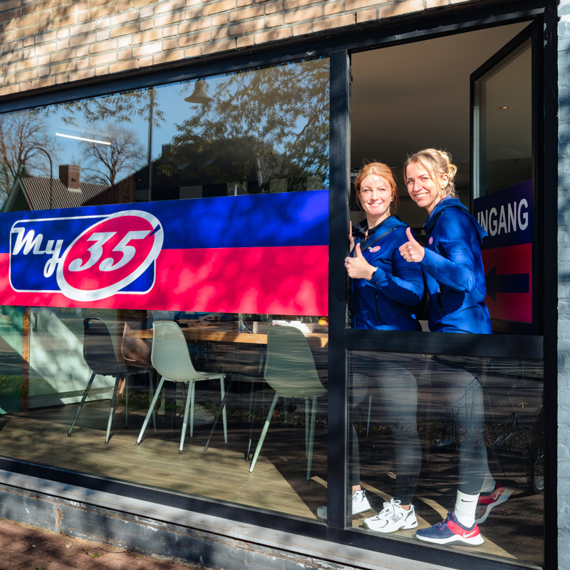 Linda Snellen en Veerle Kloek van My35 Kerkrade initiatiefnemer van Vitaliteitscentrum Rolduc
