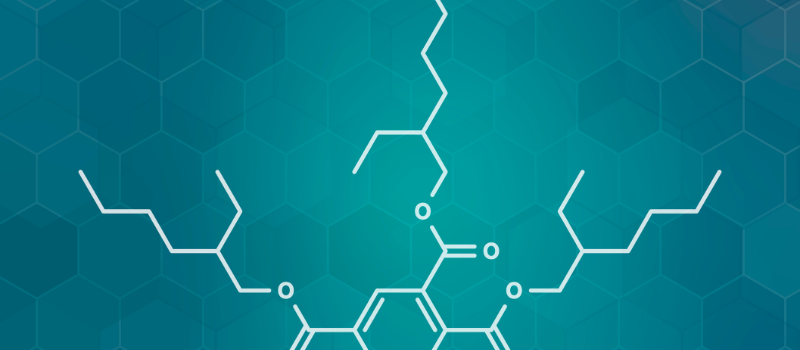 Chemische structuurformule op blauw hexagonaal patroon