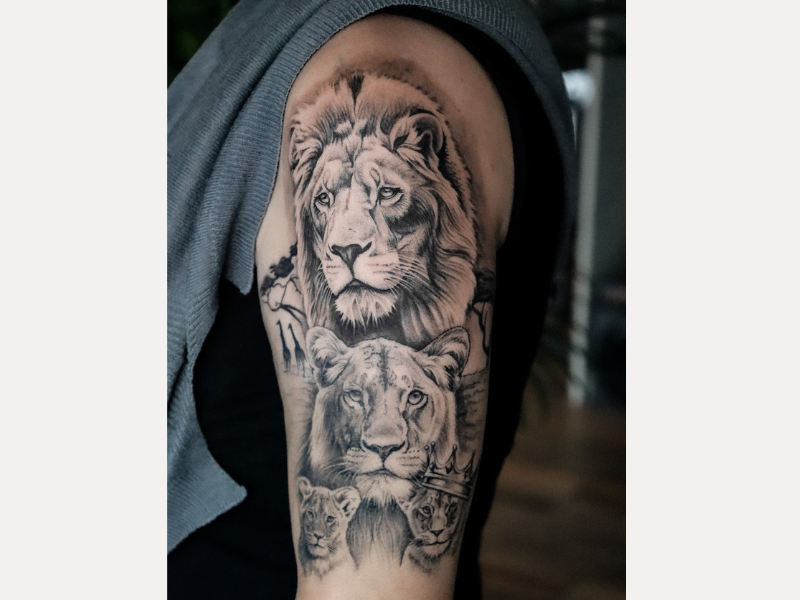 Realisme Tattoo Genk leeuwen famillie