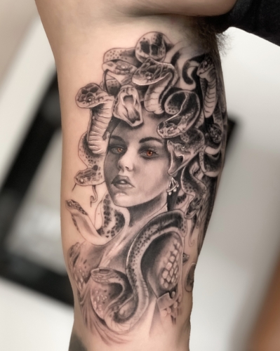 Vitruvian Tattoo Genk Medusa