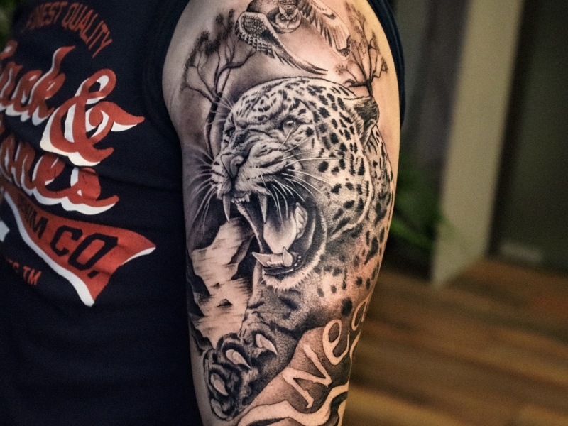 Vitruvian Tattoo Genk Leopard Arm