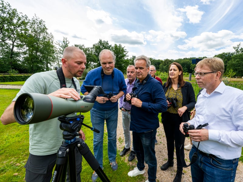 Vogels spotten met je team tijdens personeelsuitje